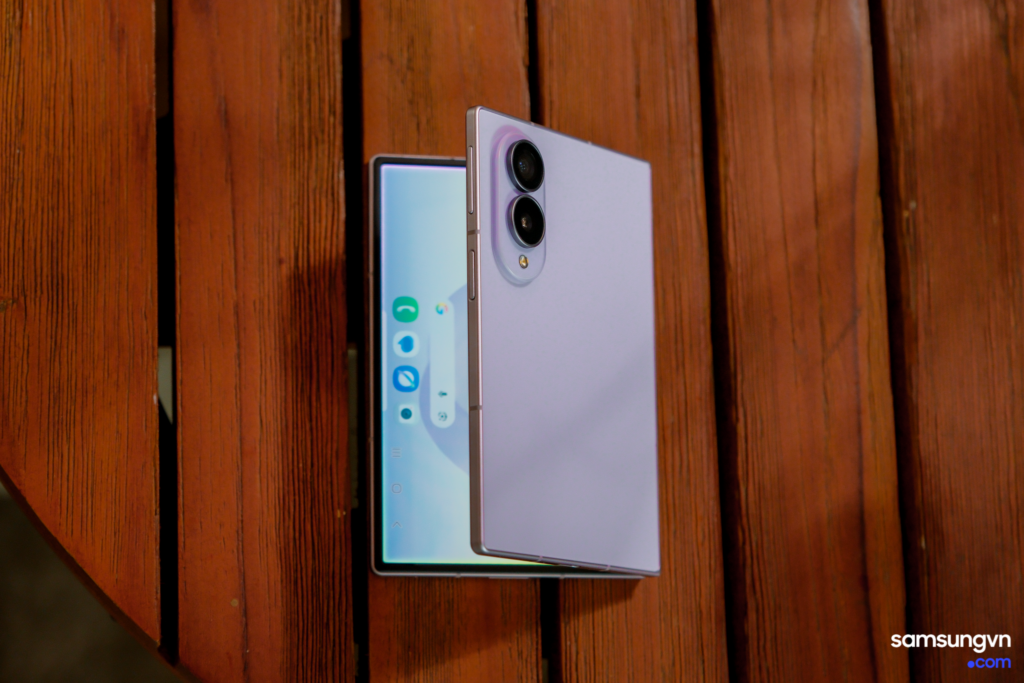 Trên tay Galaxy Z Fold8: "shape" mới - chuẩn trải nghiệm mới